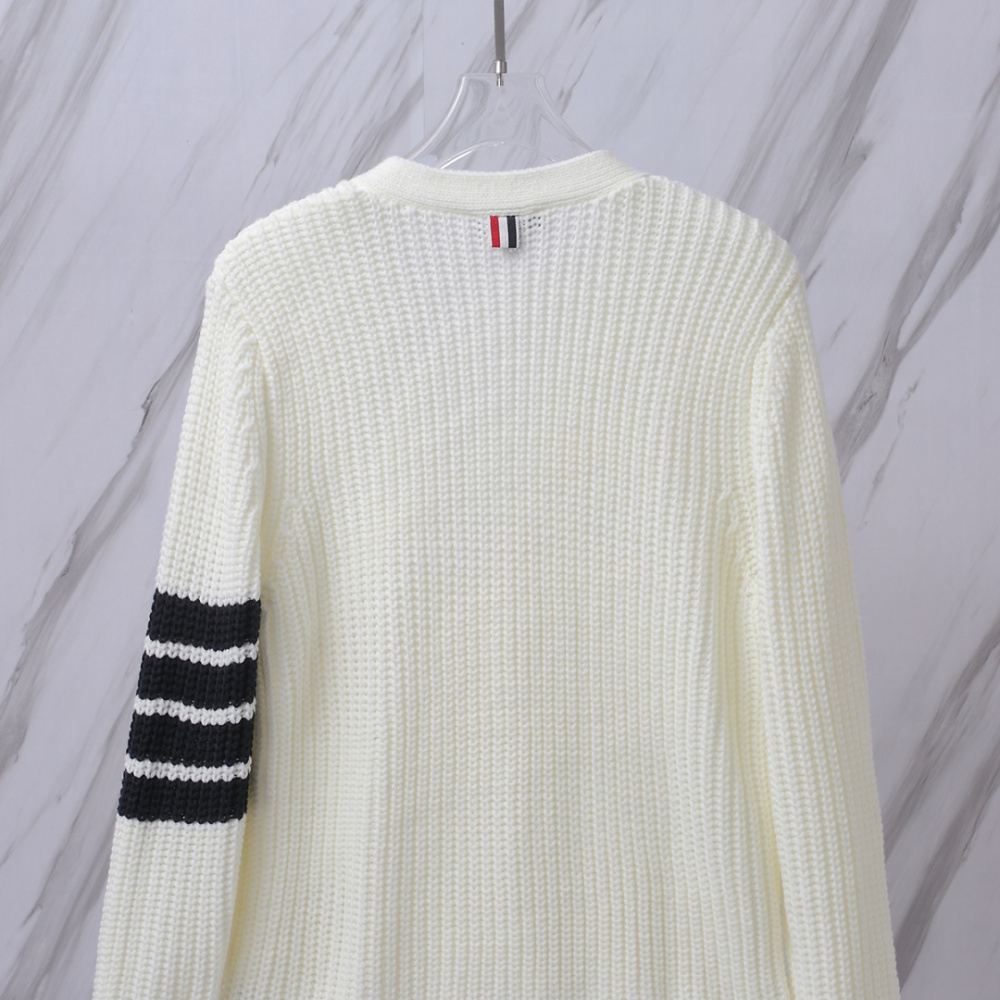 КУРТКИ  Thom Browne