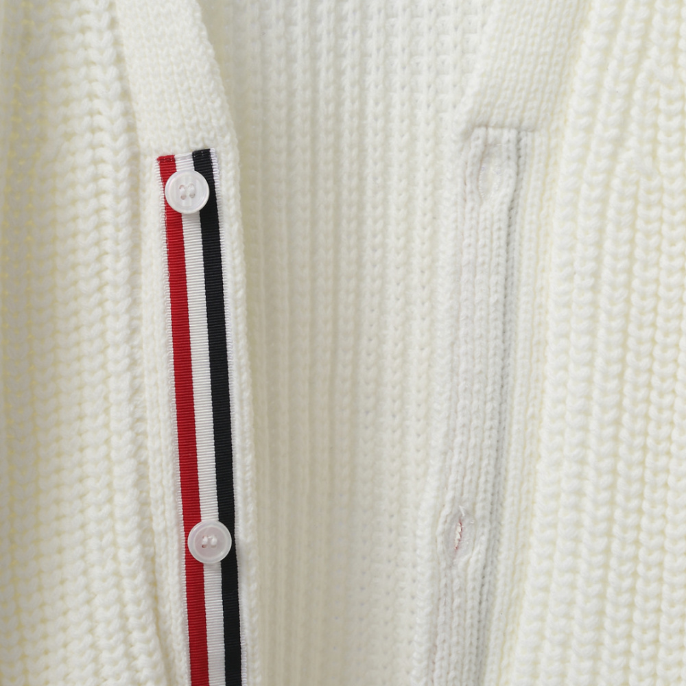 КУРТКИ  Thom Browne