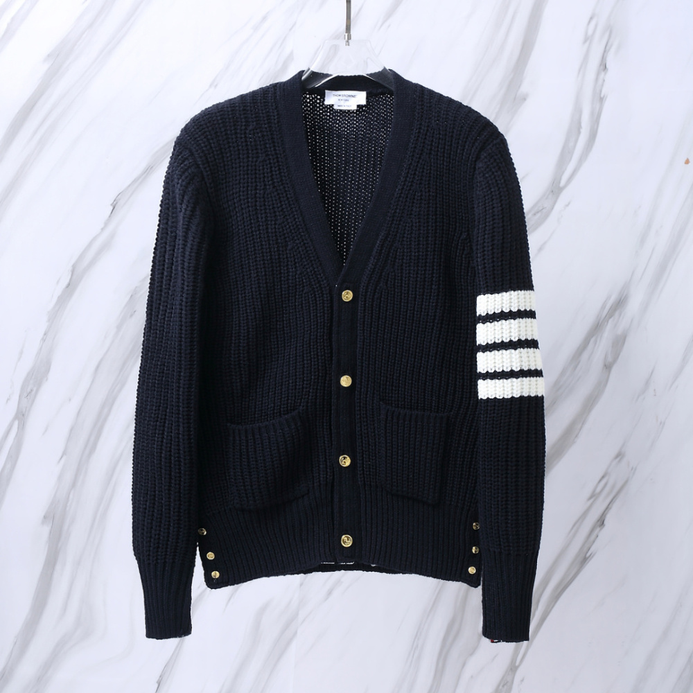 КУРТКИ  Thom Browne