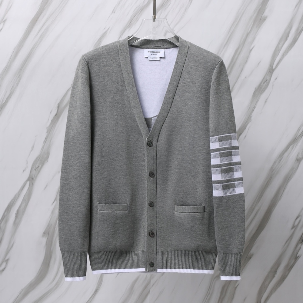 КУРТКИ  Thom Browne