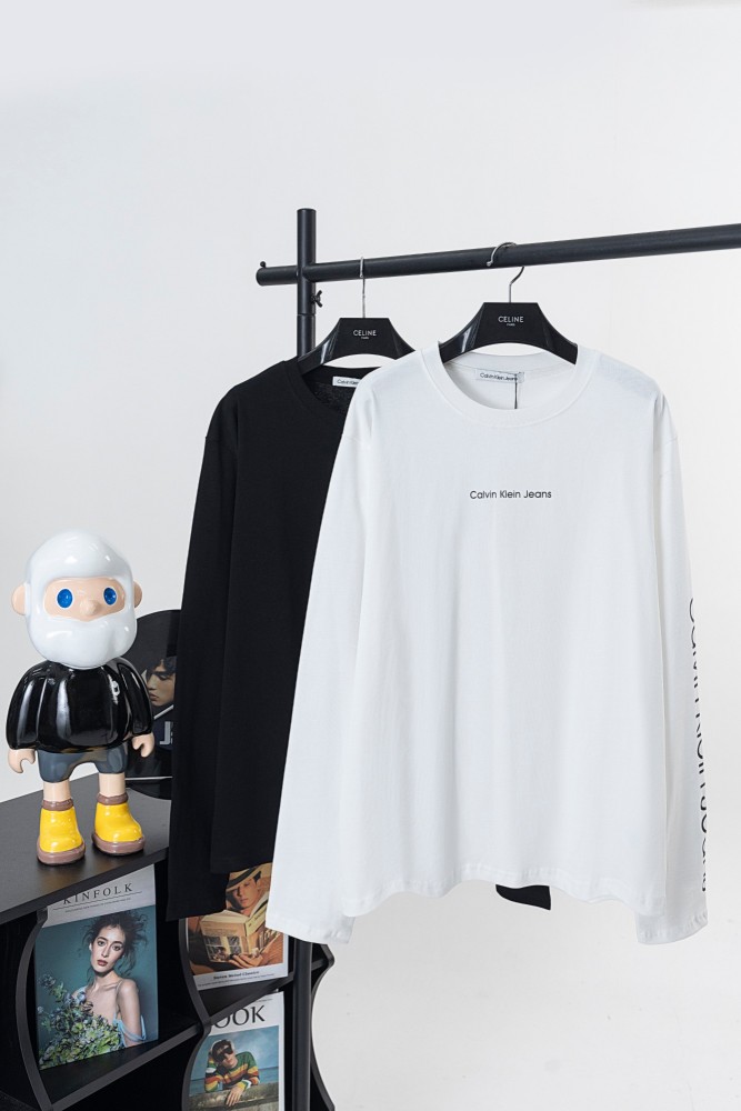 ХУДИ Calvin Klein