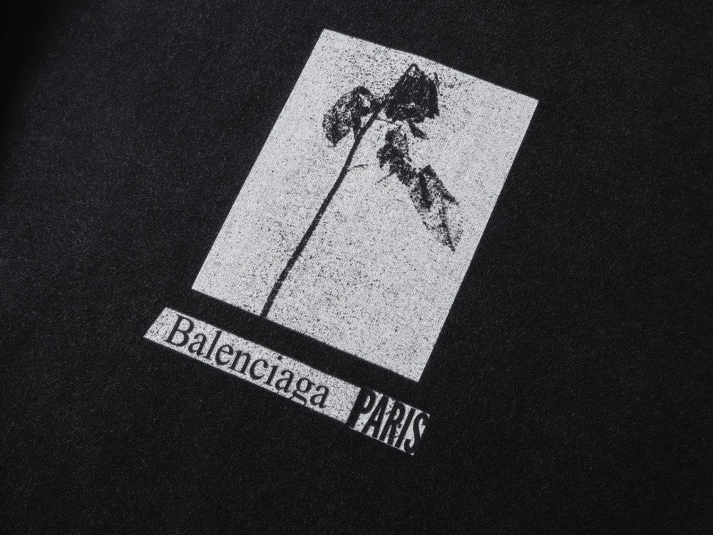 ХУДИ Balenciaga