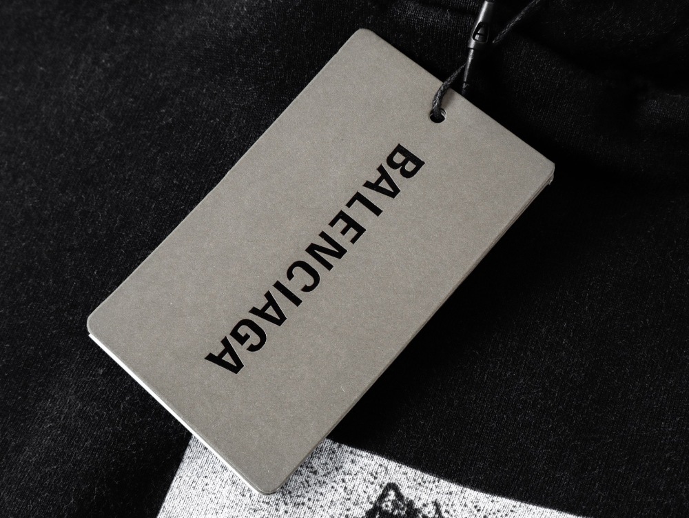 ХУДИ Balenciaga