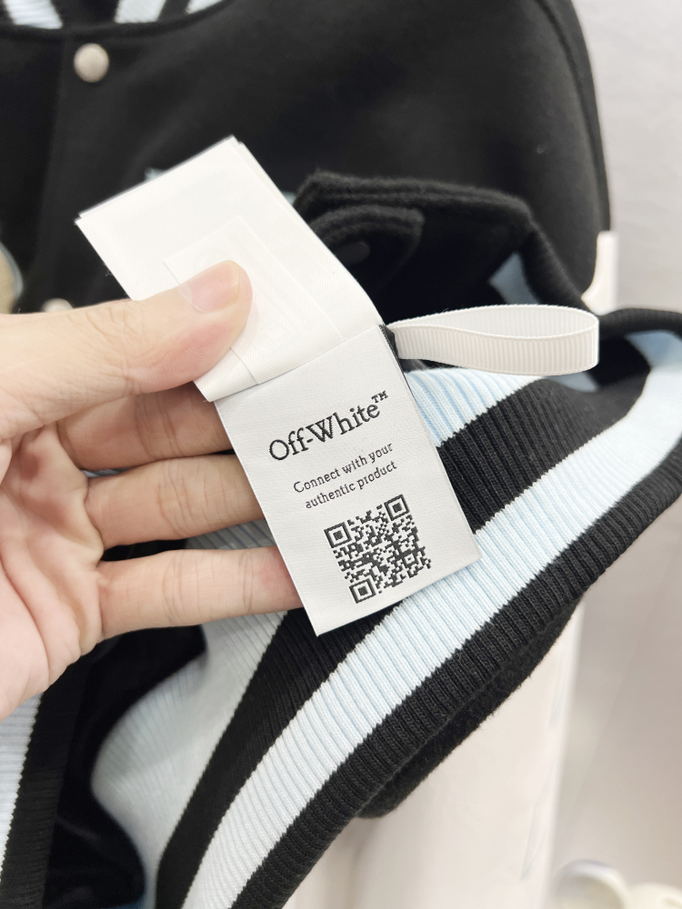 КУРТКИ Off-White