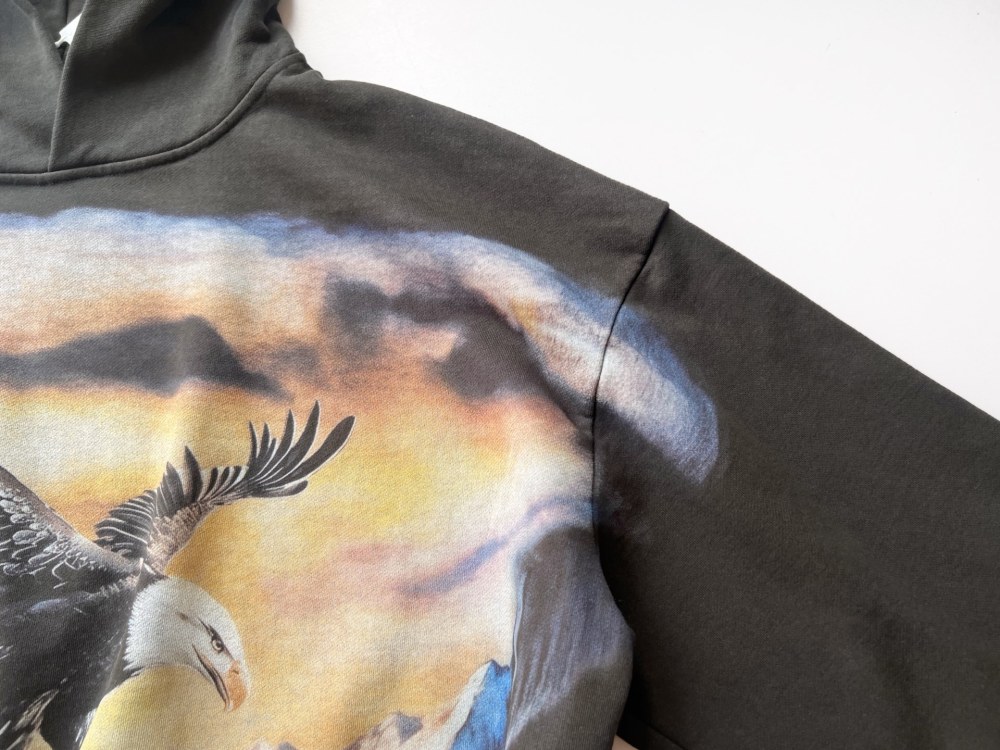 ХУДИ Represent
