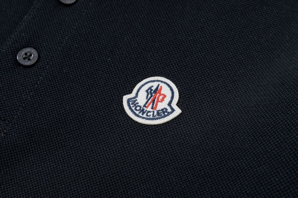 ХУДИ Moncler