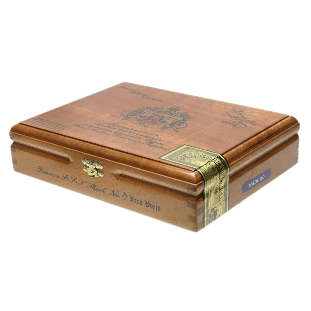 Arturo Fuente Reserva Anejo SSS Shark #77 Xtra Viejo 20s 阿图罗·富恩特 官陈77 鲨鱼 20支/盒