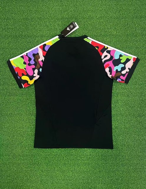 24-25 Arsenal pre match training kit