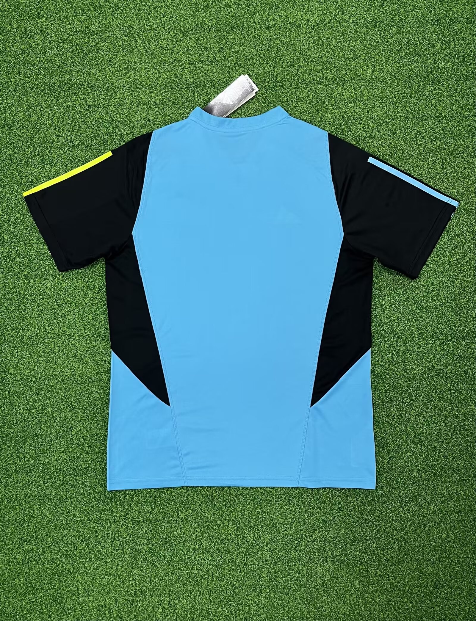 24-25 Arsenal Training Kits
