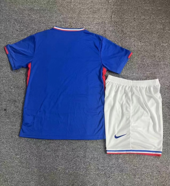 24-25 French Home Kids
