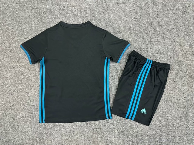 17-18 Real Madrid away Retro kids