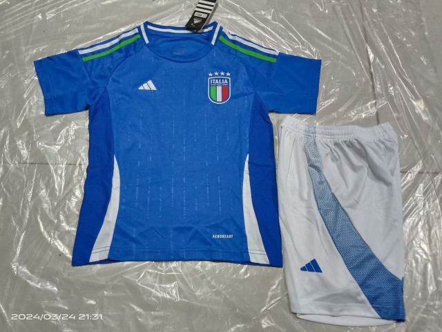 24-25 Italian Home Kids+Adult Set