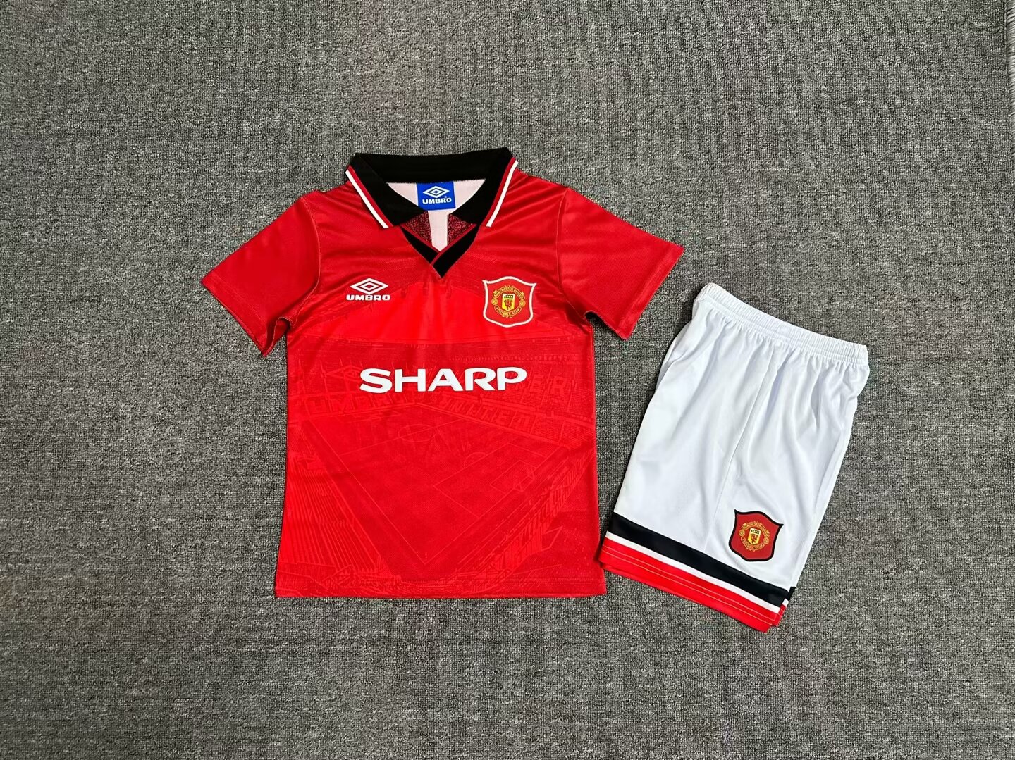 94-96 Manchester United Home