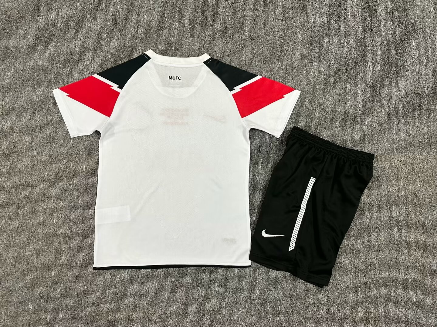 10-11 Manchester United away game