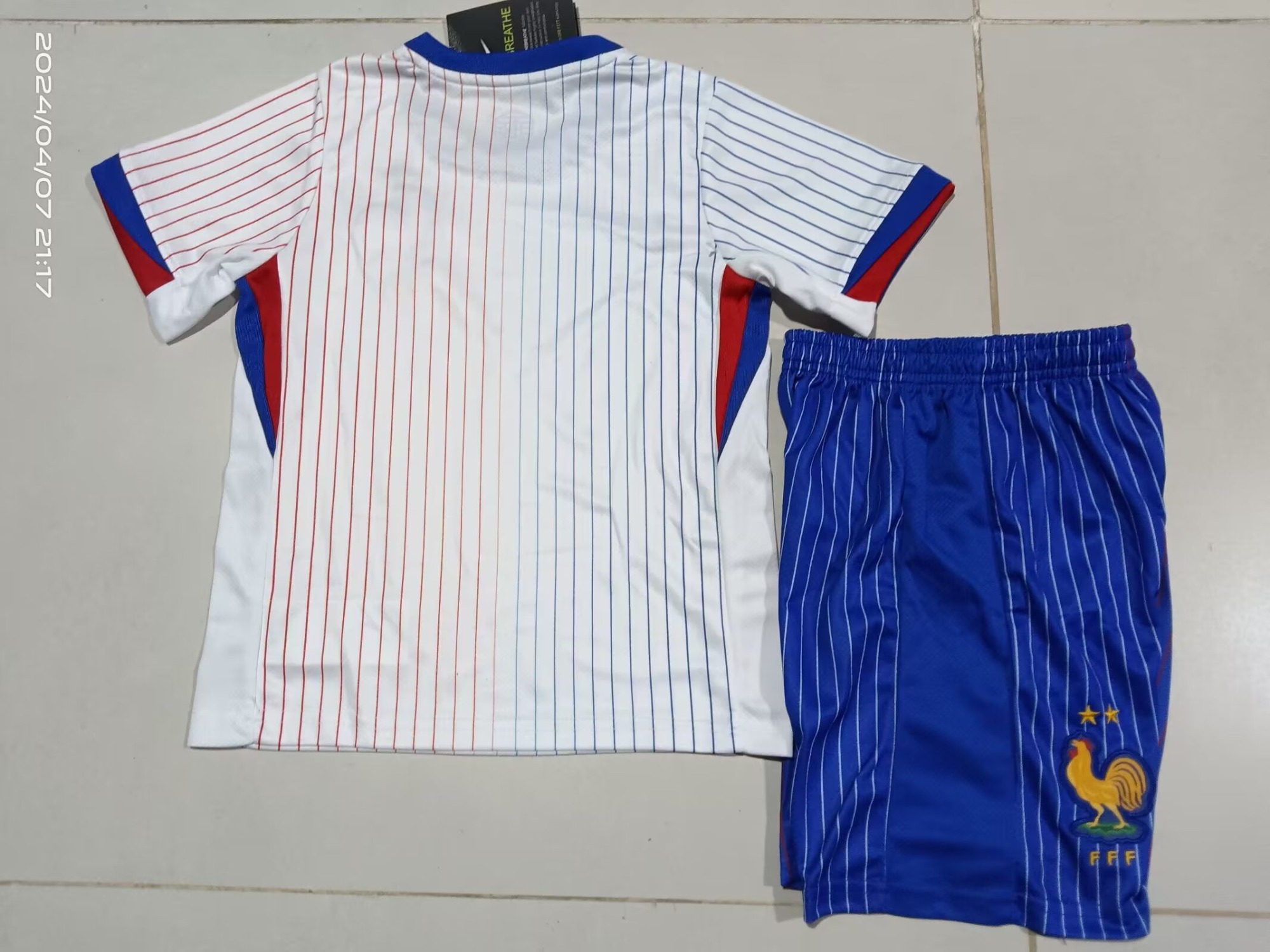 24-25 French away kids+adult set
