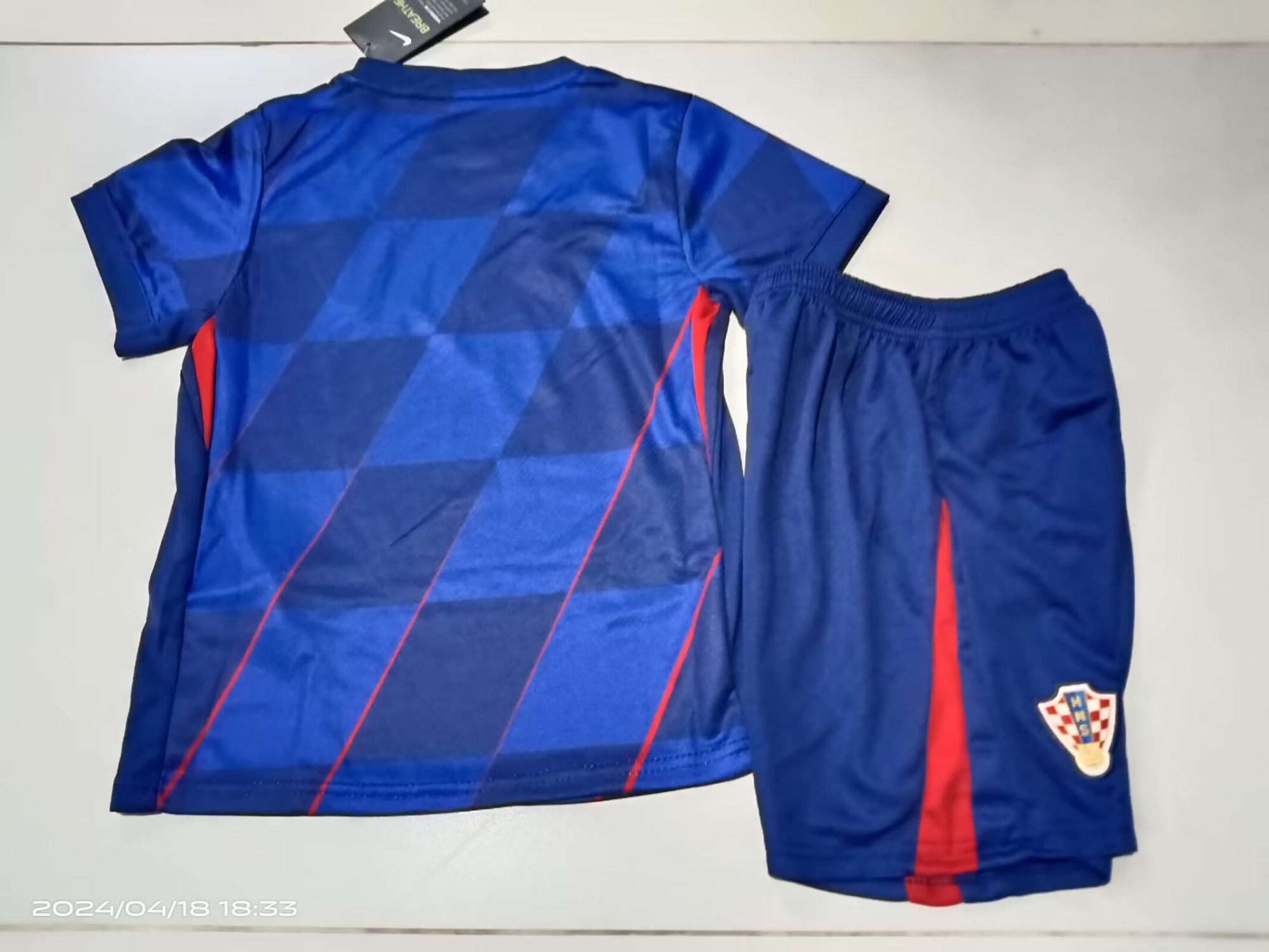 24-25 Croatian away kids