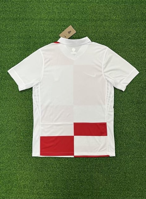 24-25 Croatia Home