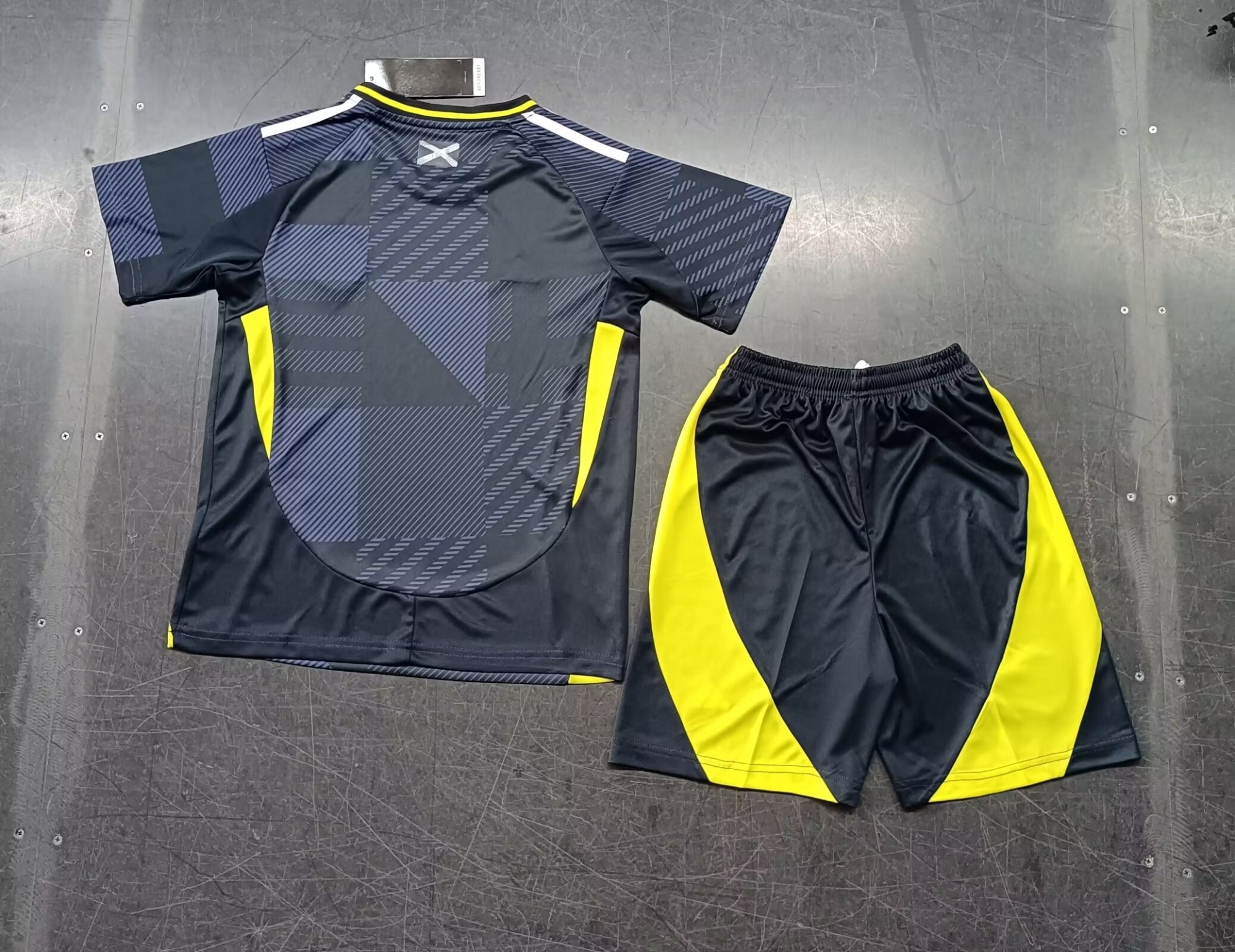 24-25 Scotland Home Kids+Adult Set
