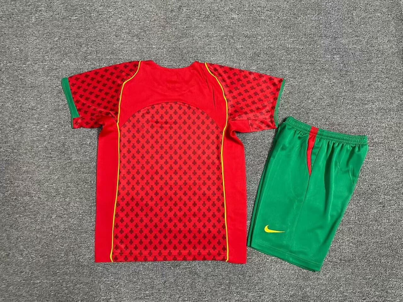 04 Portugal Home Kids