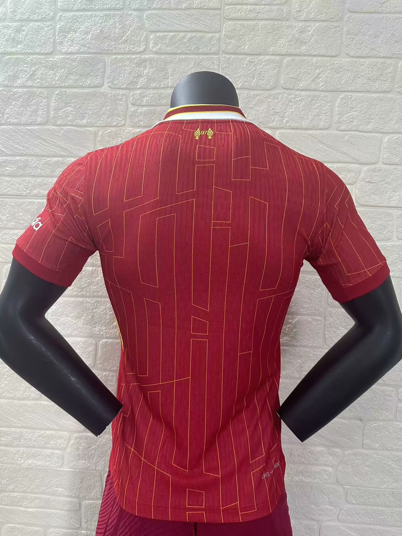24-25 Players Liverpool Home
