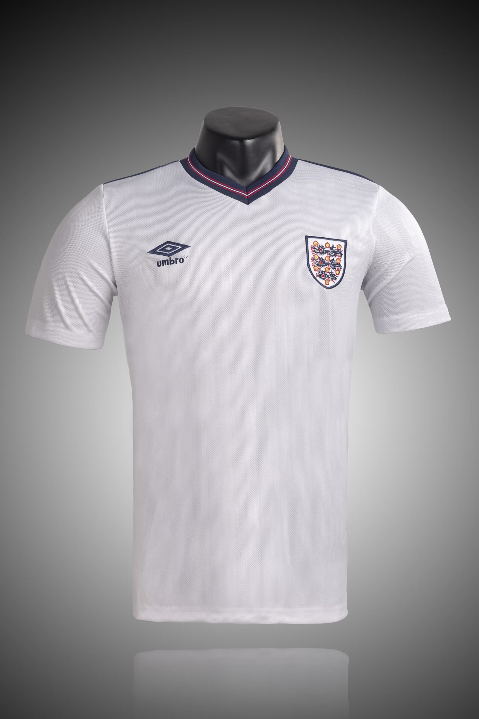 86 England Home