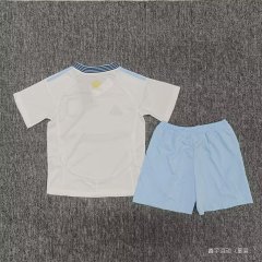 24-25 Aston Villa away kids