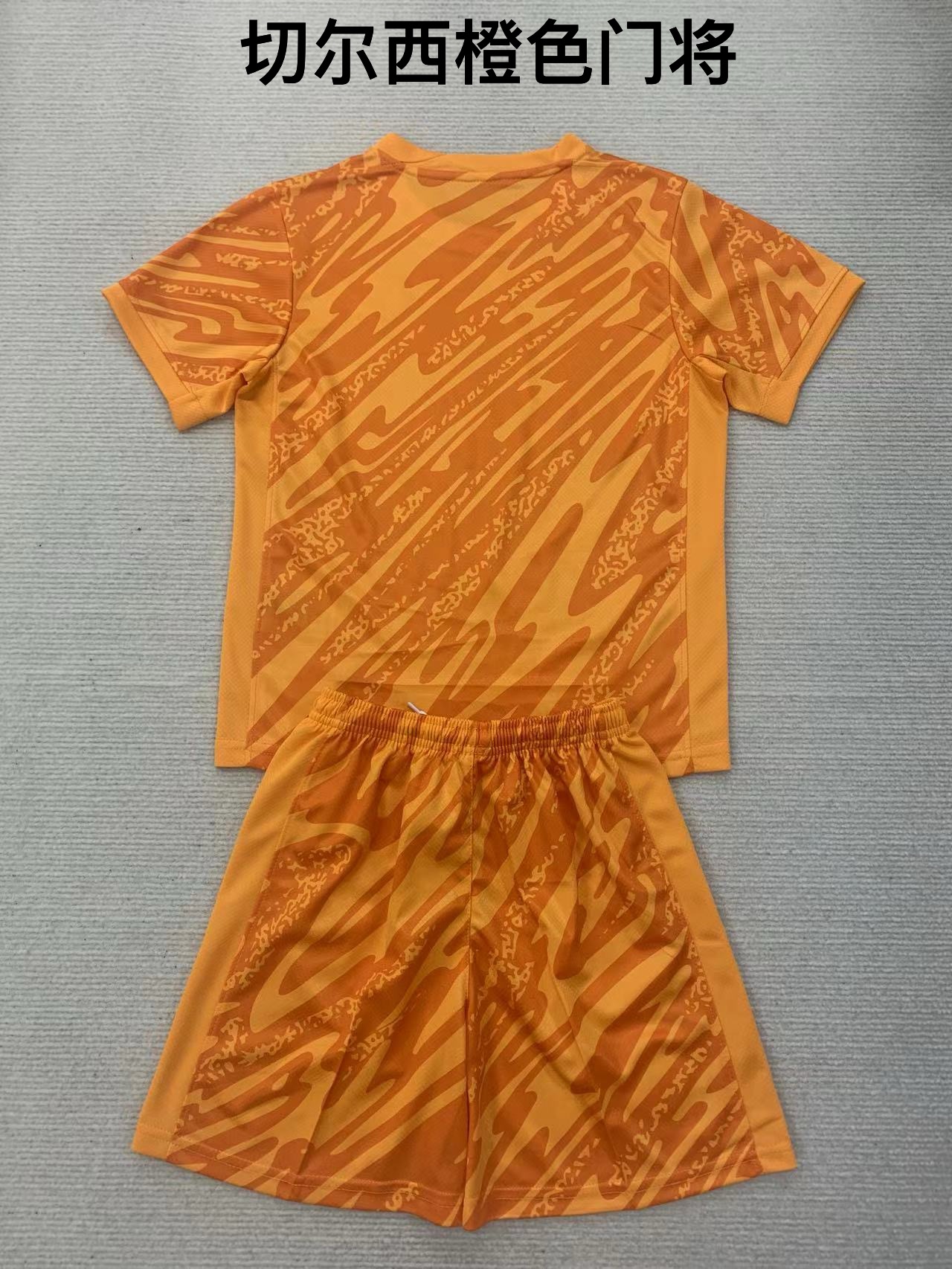 24-25 Chelsea Orange Goalkeeper Kids+Adult Set