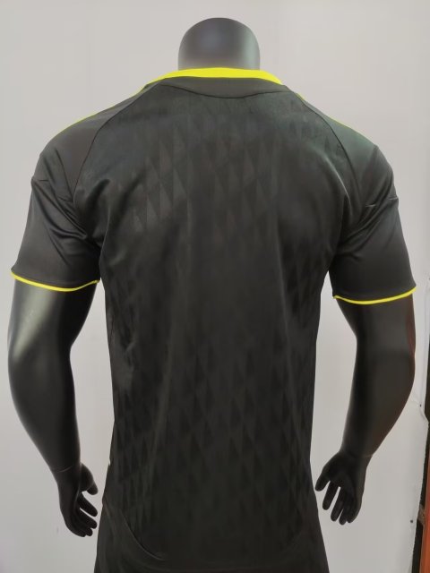 Retro, Retro 10-11 Liverpool 2 away game