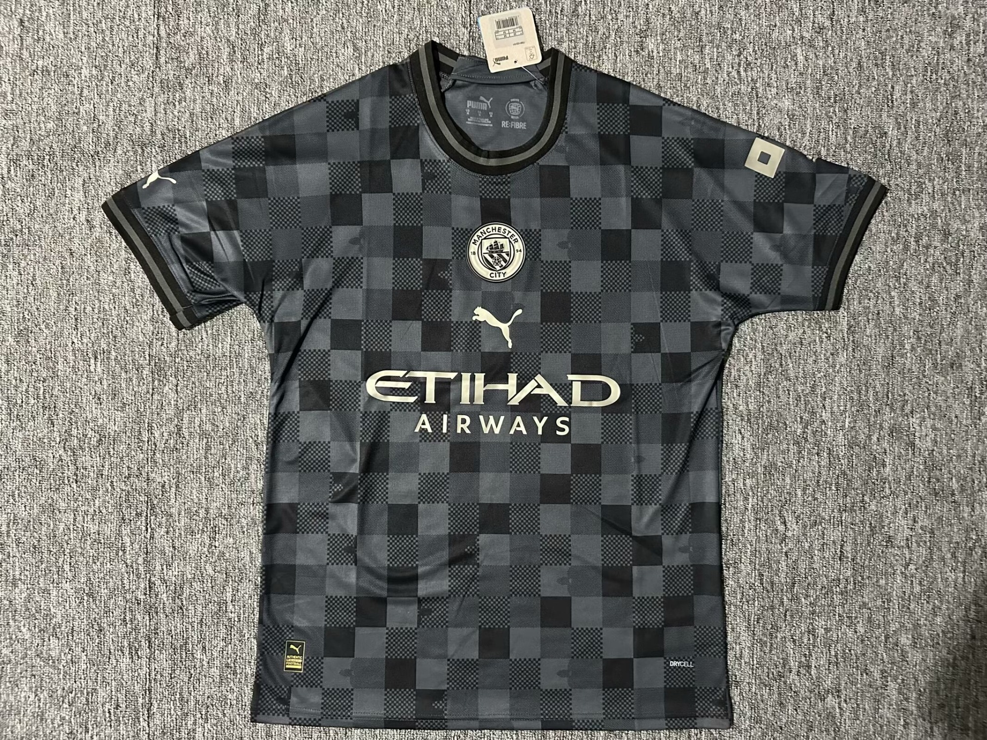 24-25 Manchester City Commemorative Edition