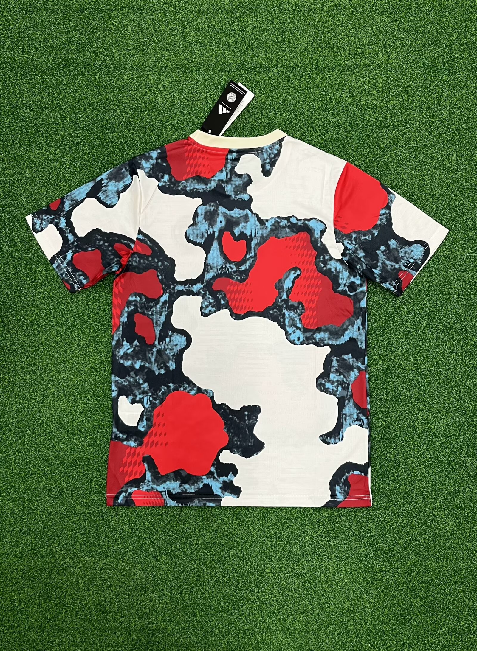 25-26 Bayern training uniform