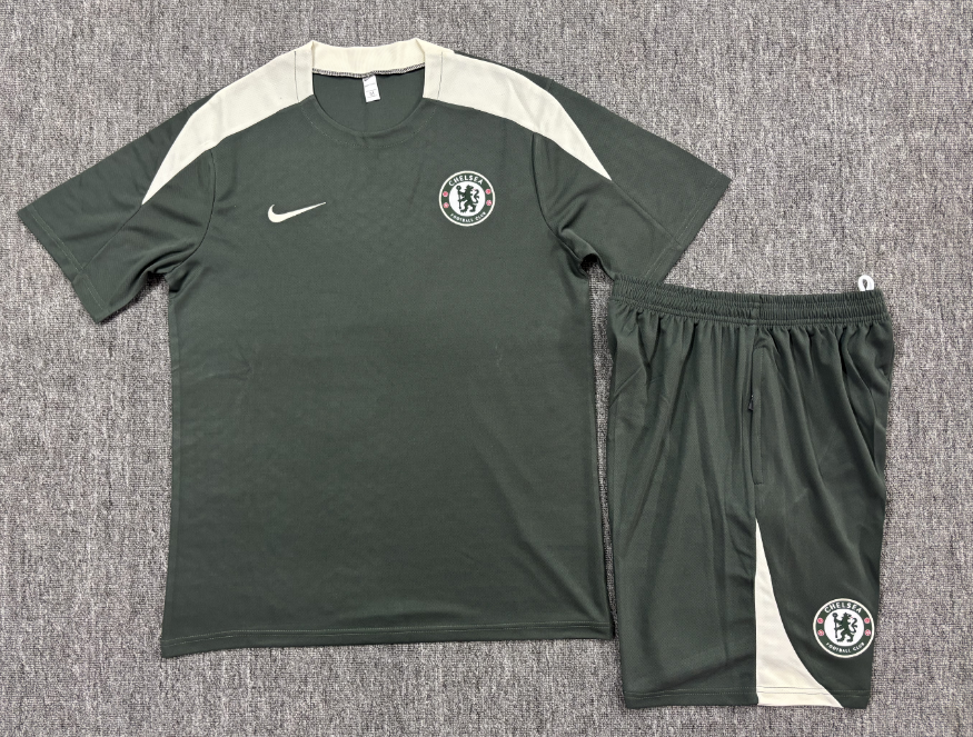 25-26 Short sleeved Chelsea Army Green Kids+Adult Set