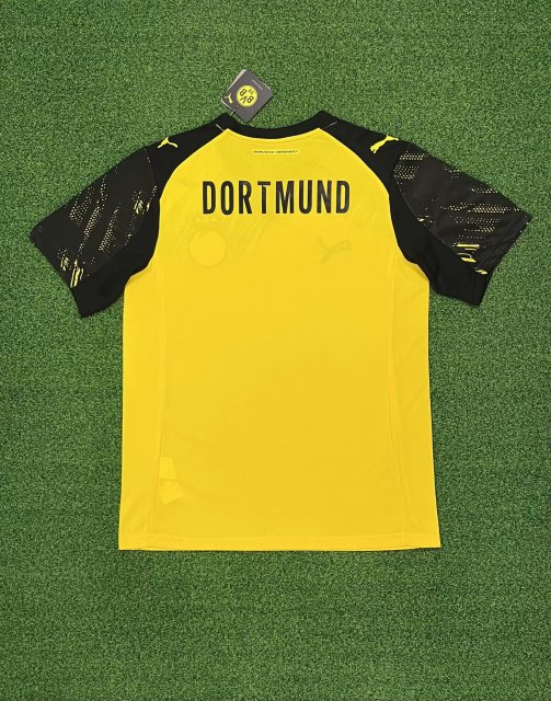 25-26 Dortmund home court