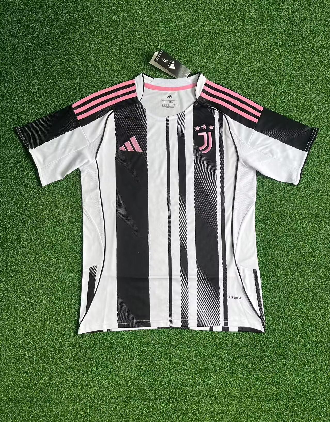 25-26 Juventus home court
