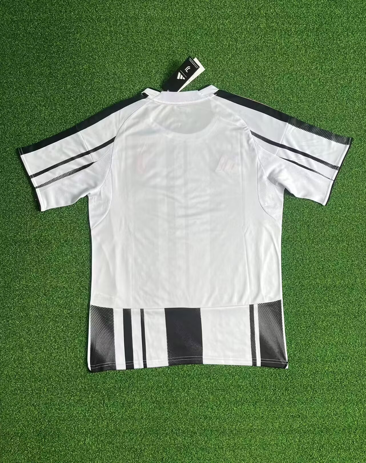 25-26 Juventus home court
