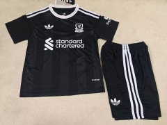 25-26 Liverpool Black Special Edition Kids