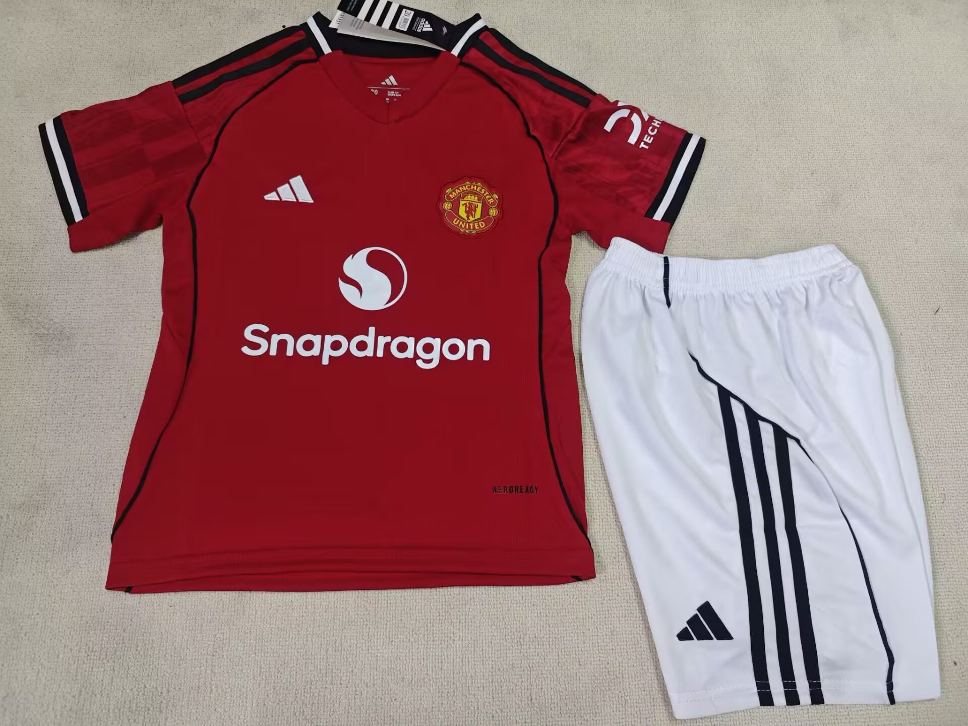25-26 Manchester United Home Kids+Adult Package