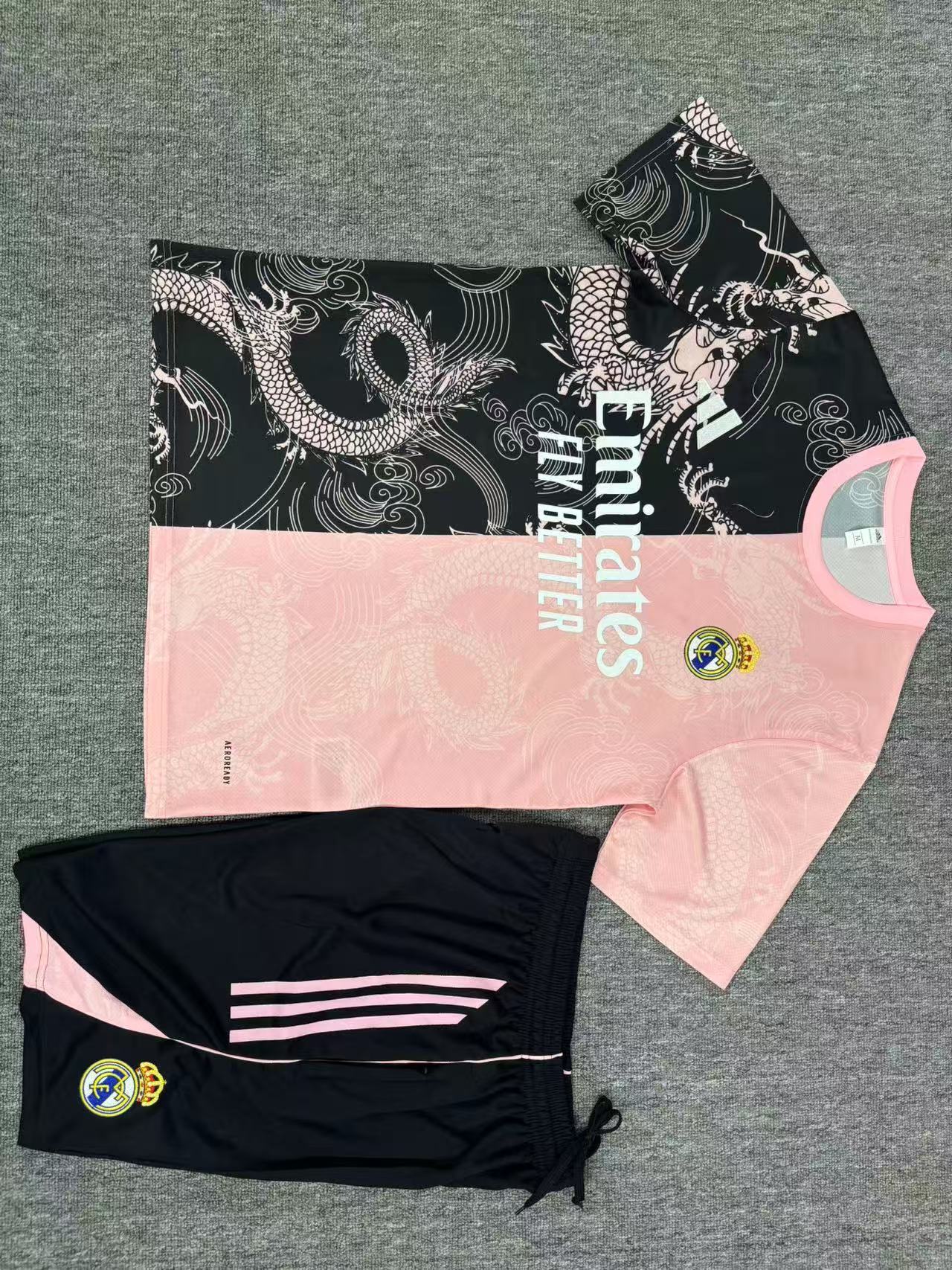 25-26 Short sleeved Real Madrid Black Pink [Special Edition] Kids+Adult Set