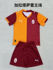 25-26 Galatasaray home kids+adult set