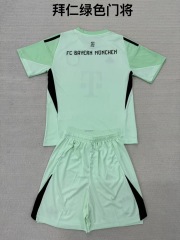 25-26 Bayern Green Goalkeeper Kids+Adult Set
