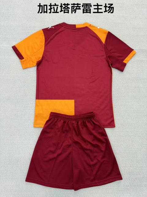 25-26 Galatasaray home kids+adult set