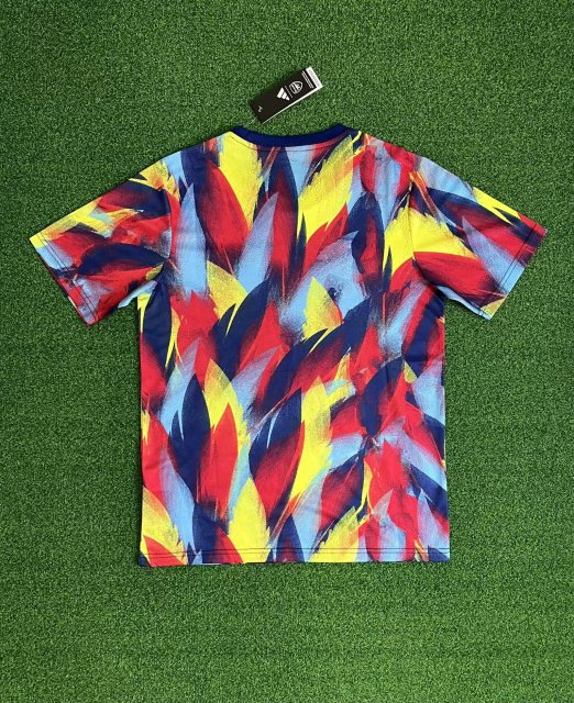 25-26 Arsenal pre match uniform
