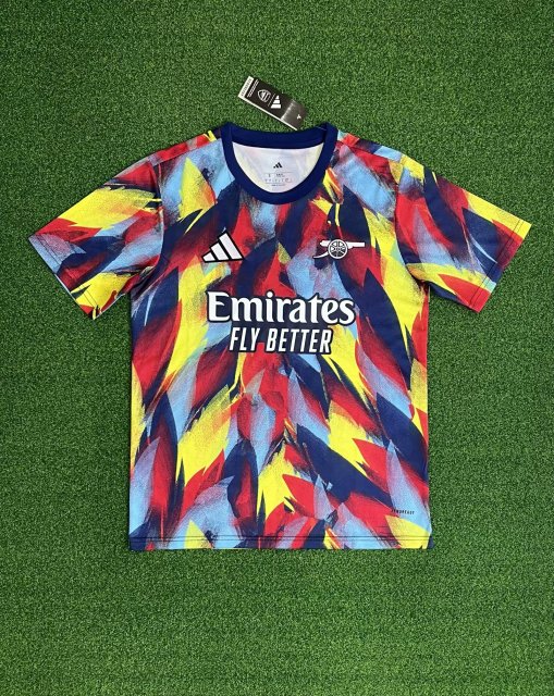 25-26 Arsenal pre match uniform