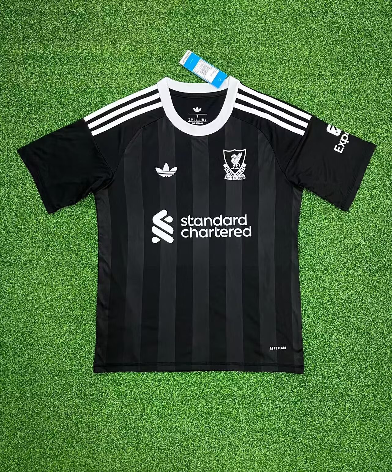 25-26 Black Liverpool goalkeeper