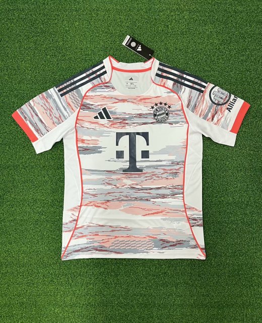 25-26 Bayern away game