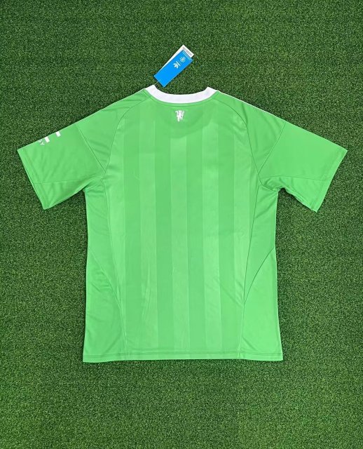 25-26 Manchester United Green Goalkeeper