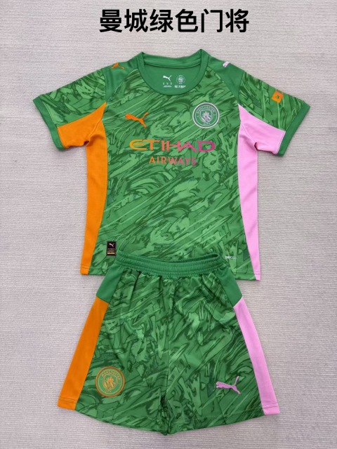 25-26 Manchester City Green Goalkeeper Kids+Adult Set