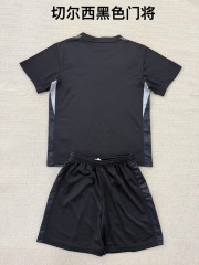 25-26 Chelsea Black Goalkeeper Kids+Adult Set
