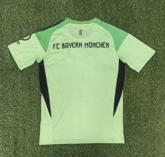 25-25 Bayern Green Goalkeeper