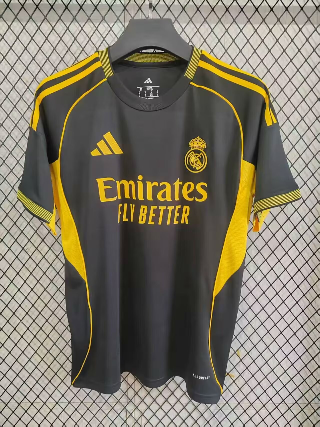 25-25 Real Madrid Special Edition Black and Yellow