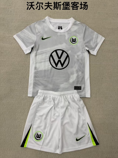 25-26 Wolfsburg away kids+adult set